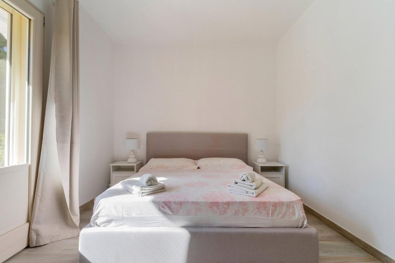 Bed and Breakfast Garden View Near The Sea Lecce Exterior foto