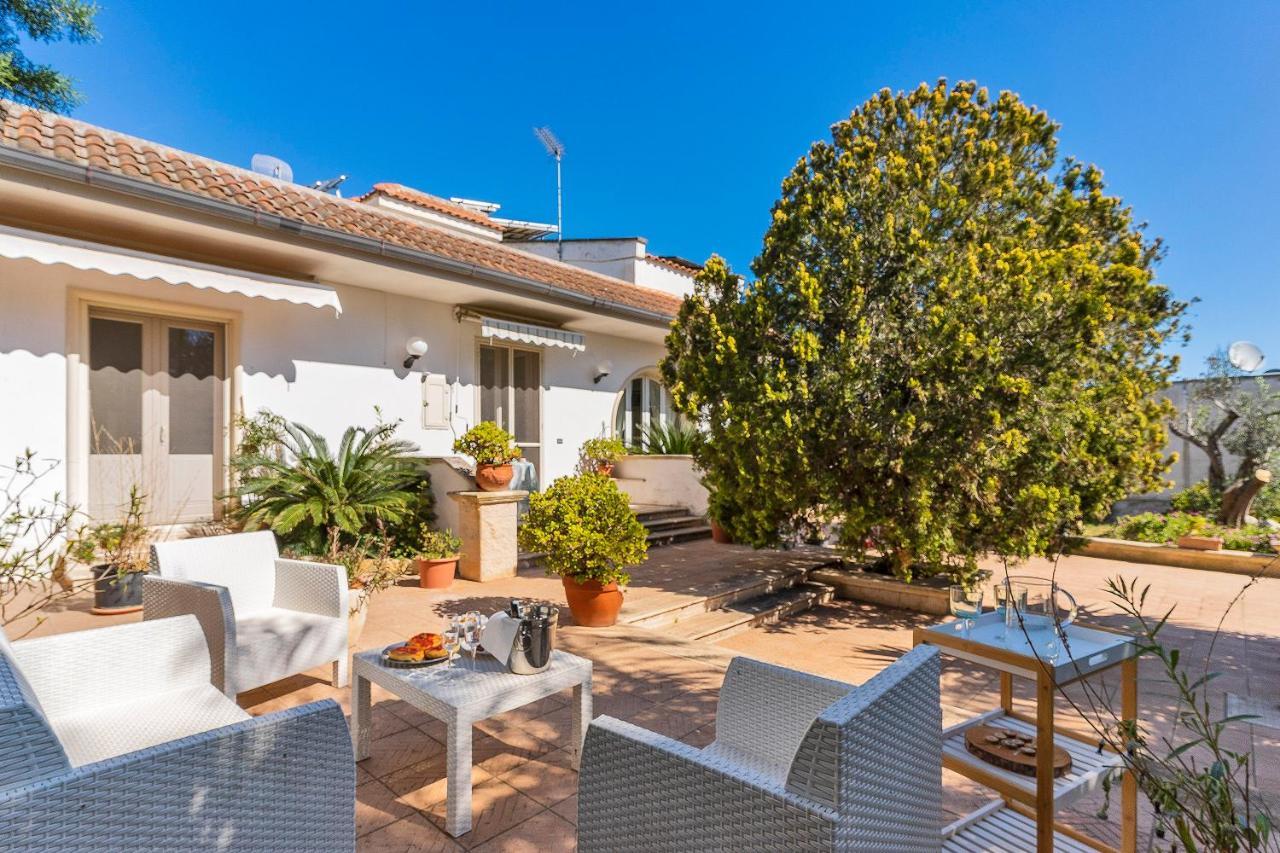 Bed and Breakfast Garden View Near The Sea Lecce Exterior foto