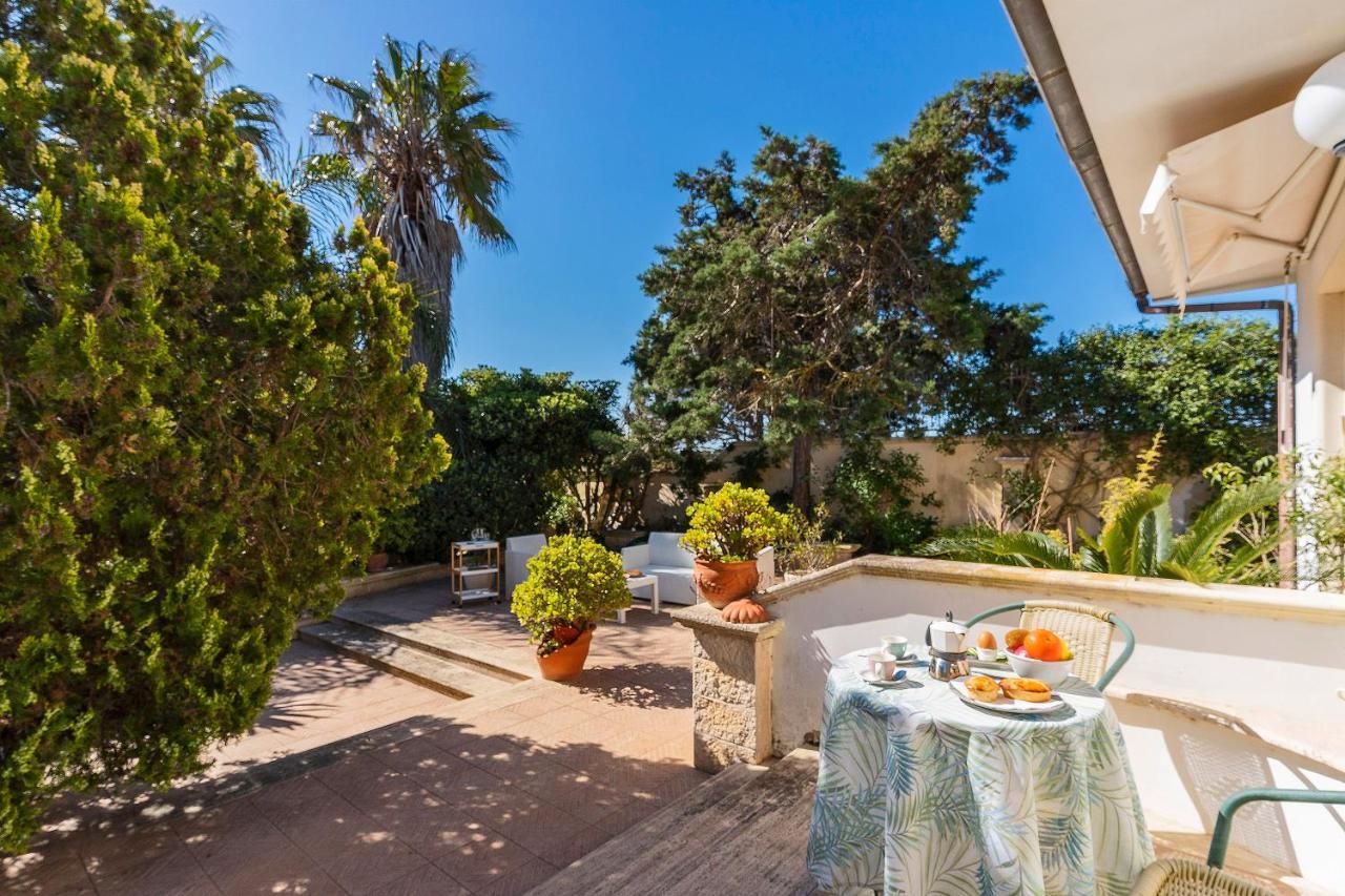 Bed and Breakfast Garden View Near The Sea Lecce Exterior foto